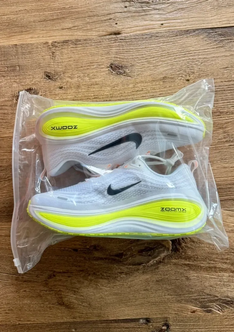 Used Nike Vomero Plus bike — image 3 of 11