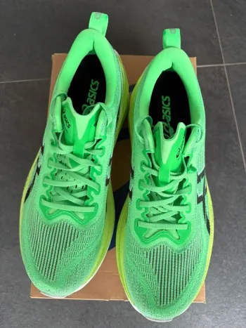 Used Asics Superblast 2 bike — image 2 of 8