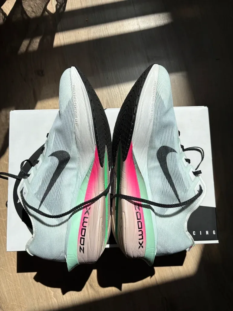 Used Nike Vaporfly 4 bike — image 6 of 9