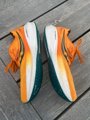 Used Saucony Triumph 20 bike — image 5 of 9