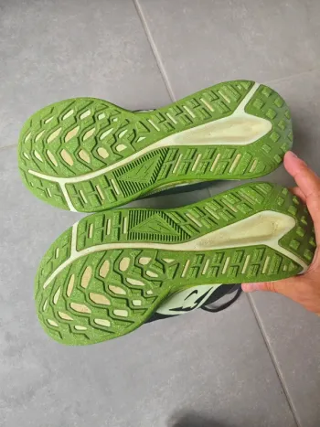 Nike Trail Running Shoes bike d'occasion — image 2 sur 3