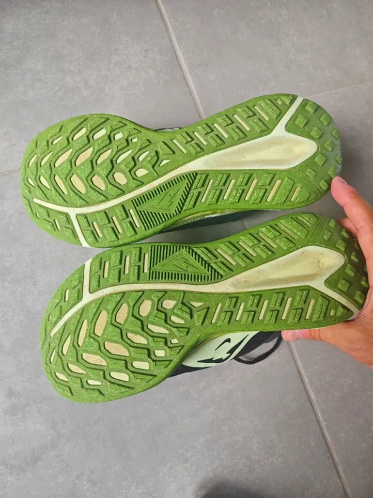 Nike Trail Running Shoes bike d'occasion — image 2 sur 3