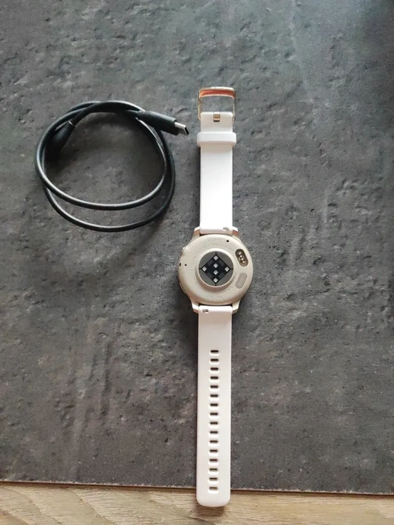 Garmin Venu 4 bike d'occasion — image 8 sur 9