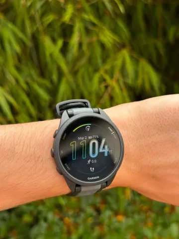 Used Garmin Forerunner 165 Electronics