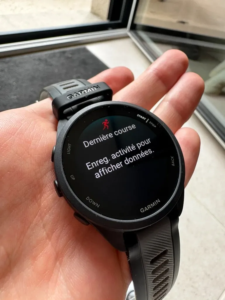 Used Garmin Forerunner 165 bike — image 3 of 5