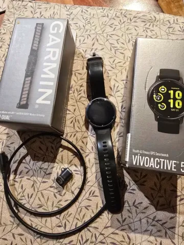 Used Garmin Vivoactive 5 Electronics