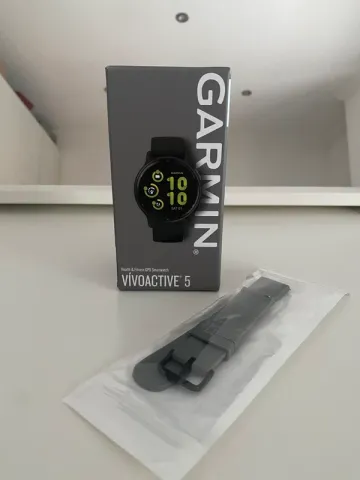 Used Garmin vívoactive 5 Music Electronics
