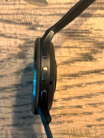 Used Garmin Venu 3 bike — image 6 of 7
