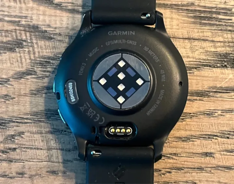 Used Garmin Venu 3 bike — image 5 of 7