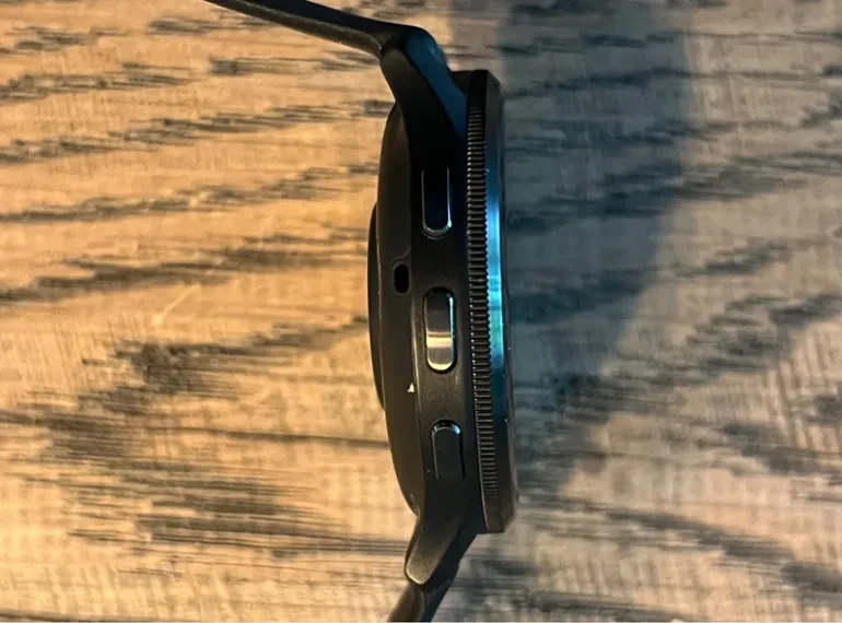 Used Garmin Venu 3 bike — image 4 of 7