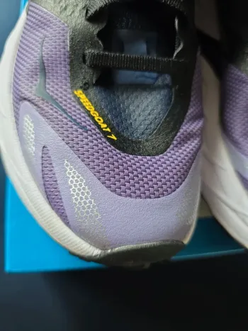Tweedehands Hoka Speedgoat 7 bike — afbeelding 2 van 6