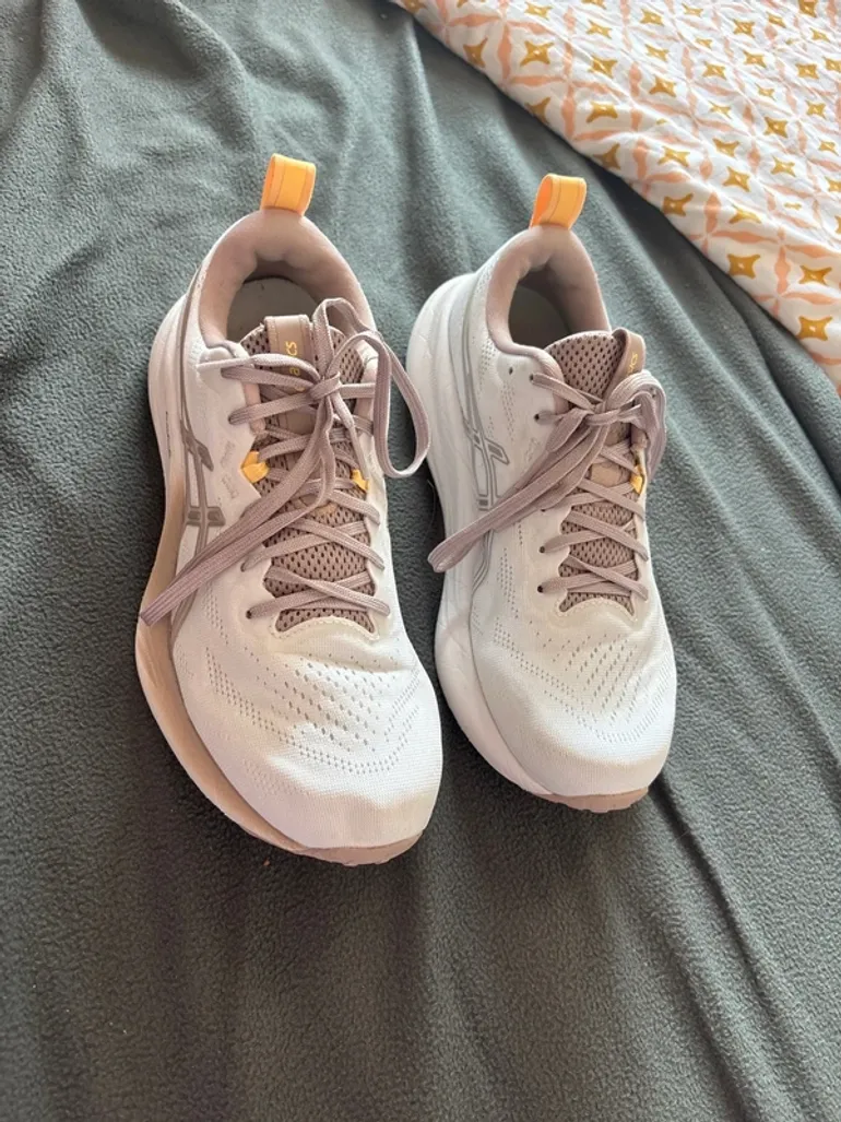 Used Asics Shoes bike — image 2 of 6