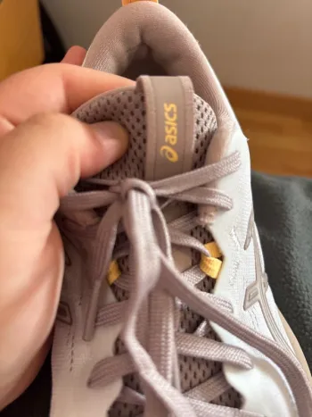 Used Asics Shoes bike — image 6 of 6
