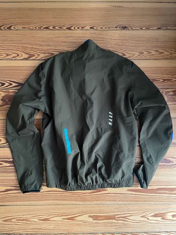 MAAP Ascent Pro Rain Jacket bike usato — immagine 3 di 3