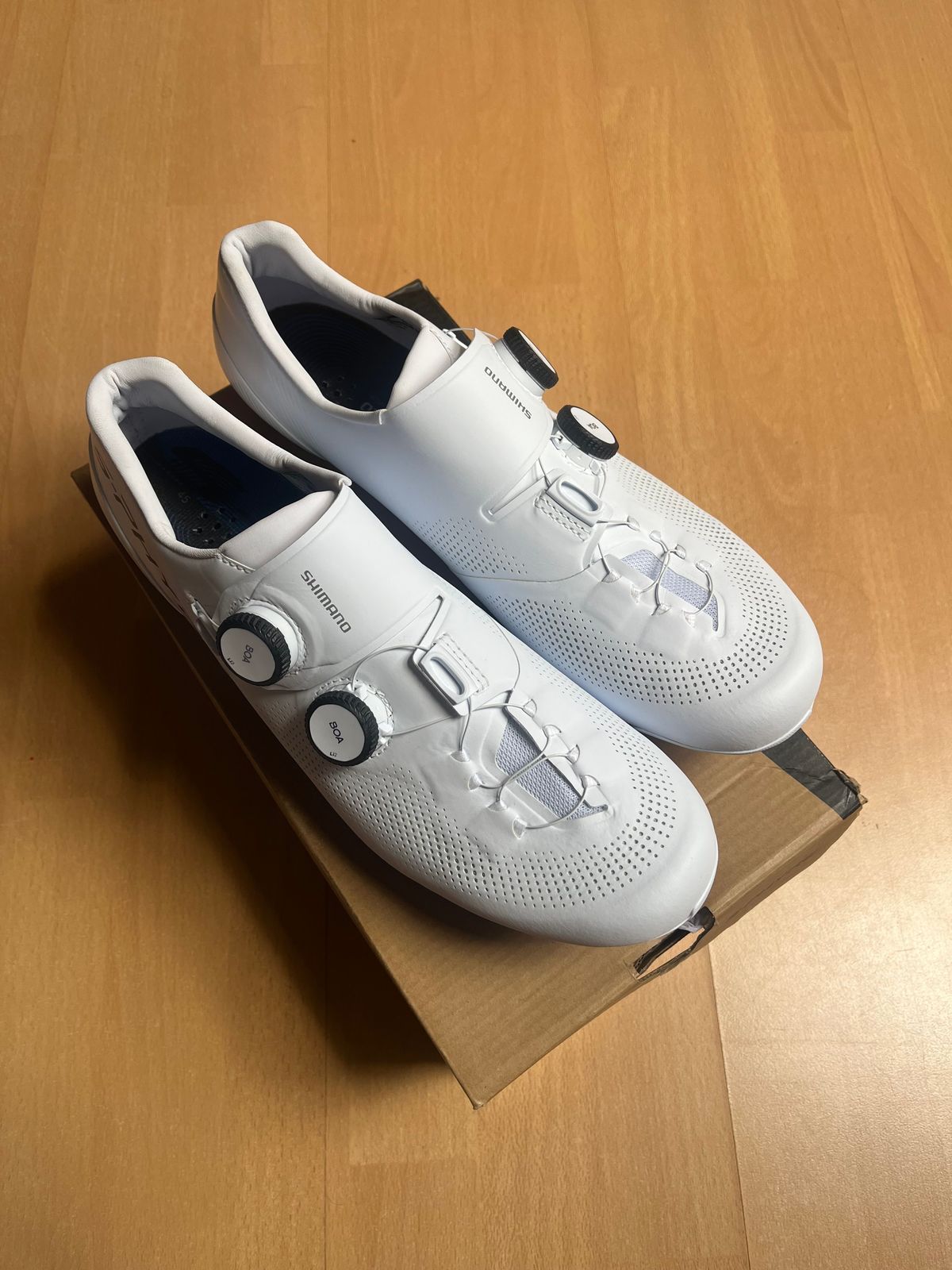 ウェア SHIMANO S-PHYRE RC9 ウェア SHIMANO S-PHYRE RC9 シマノS-PHYRE RC9 第4世代へと進化をとげ