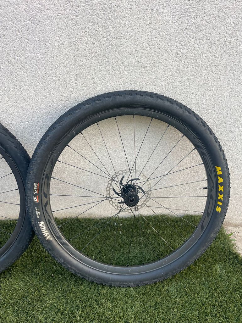Gebrauchtes Roval Control 29 Wheels 2025 bike — Bild 1 von 8