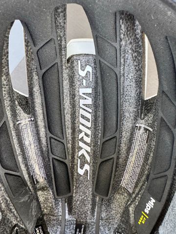 Used Specialized Evade 3 Helmet 2026 bike — image 5 of 11