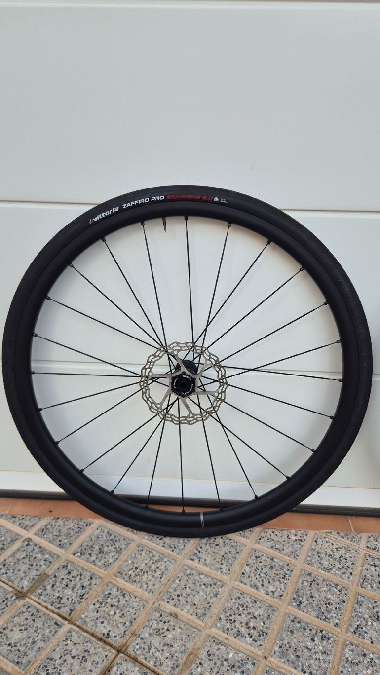 Used Mavic Ksyrium S Wheels 2026 bike — image 6 of 7