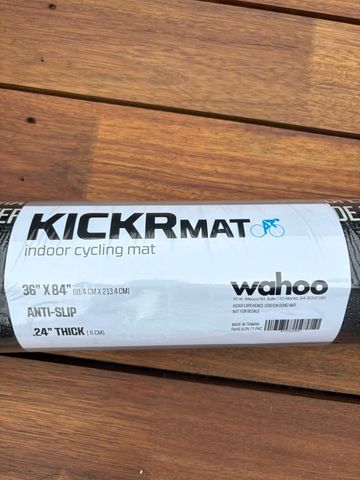 Używany Wahoo KICKR Mat bike — zdjęcie 2 z 4