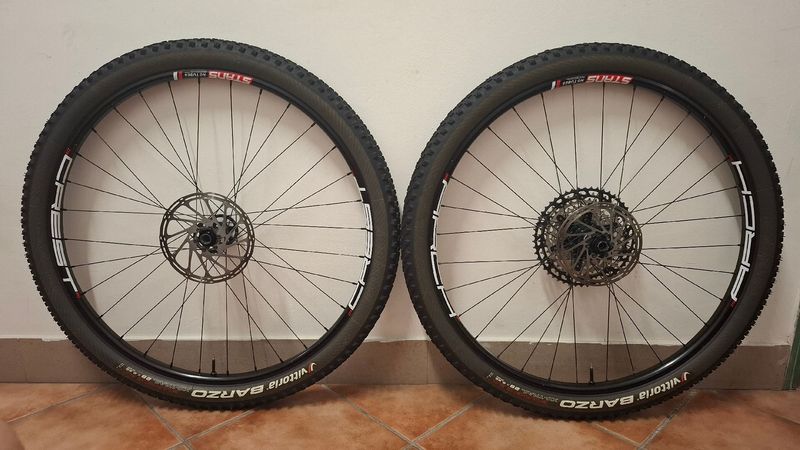Tweedehands Stans Notubes ZTR Arch Wheels bike — afbeelding 2 van 13