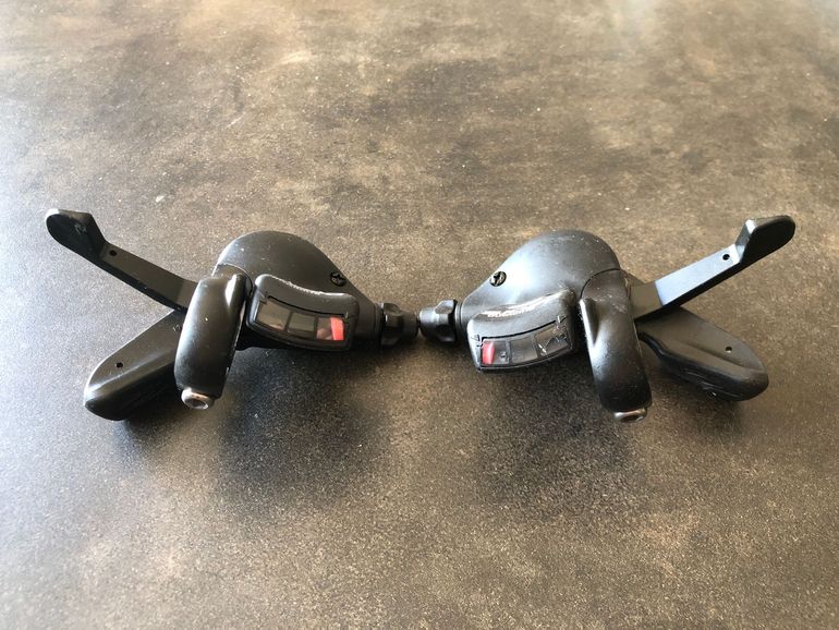Brugt Shimano Deore 9v Shifter bike — billede 2 af 5