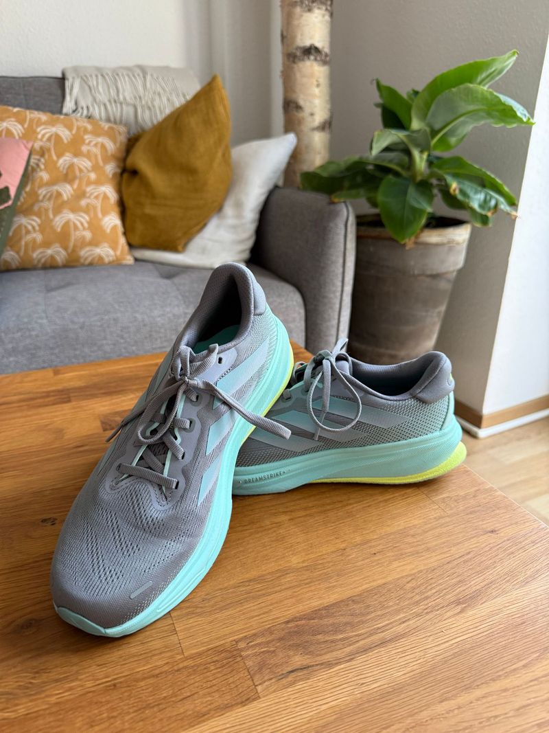 Used Adidas Supernova Rise 2025 Running Shoes