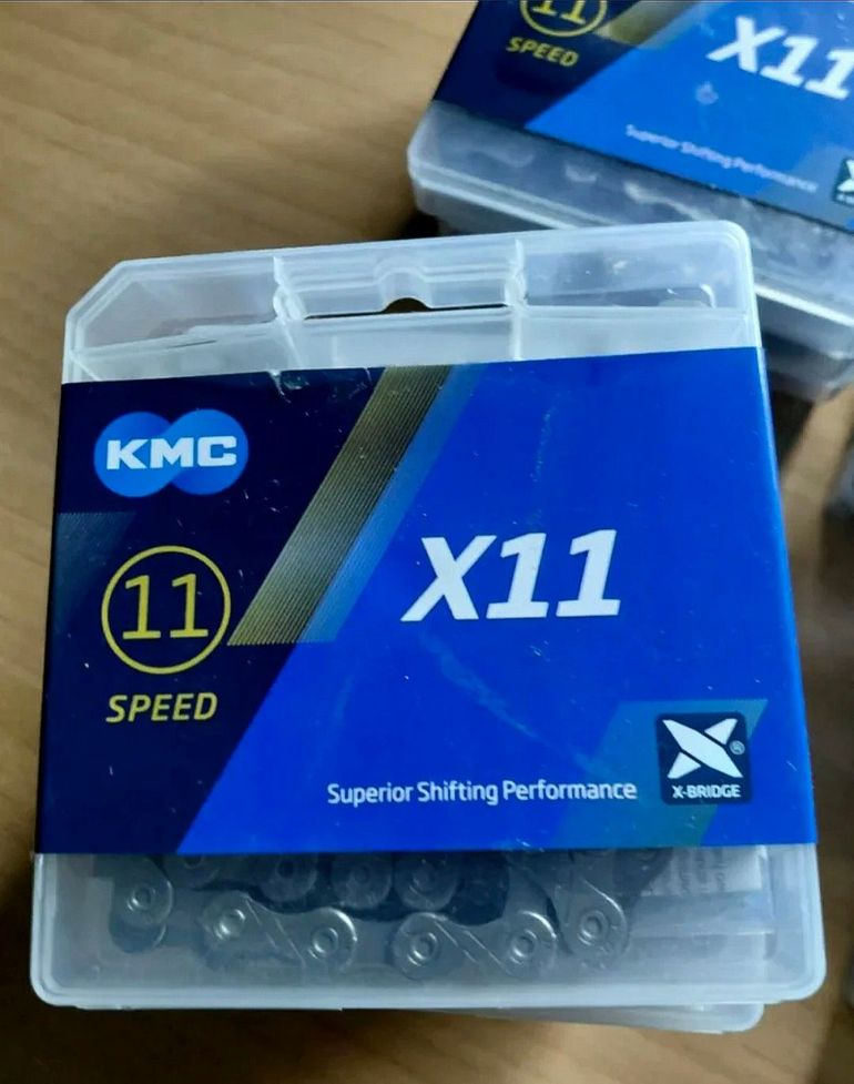 Used Kmc Pack 2 Chain 11v bike — image 2 of 6
