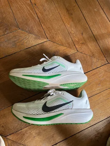 Used Nike Sportschuhe Running Shoes
