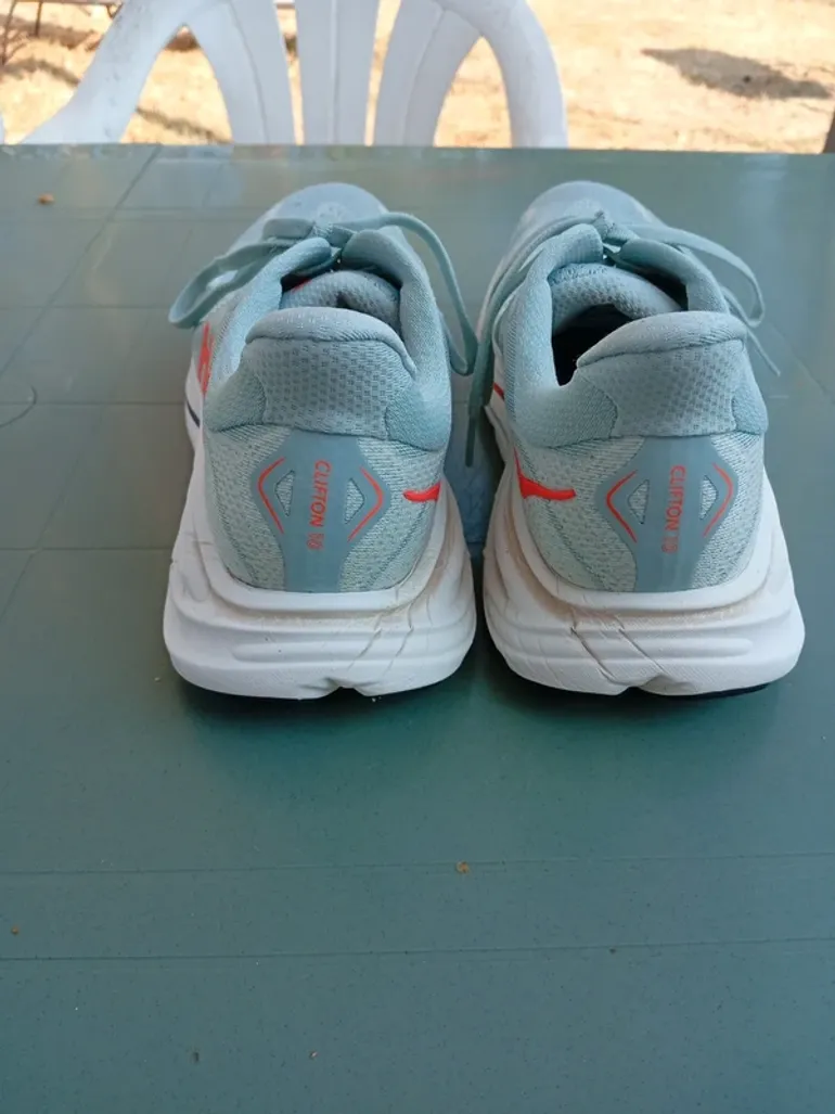 Used Hoka Clifton 10 bike — image 4 of 10