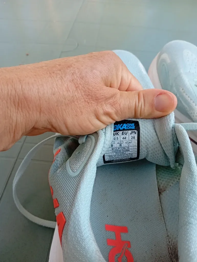 Used Hoka Clifton 10 bike — image 9 of 10