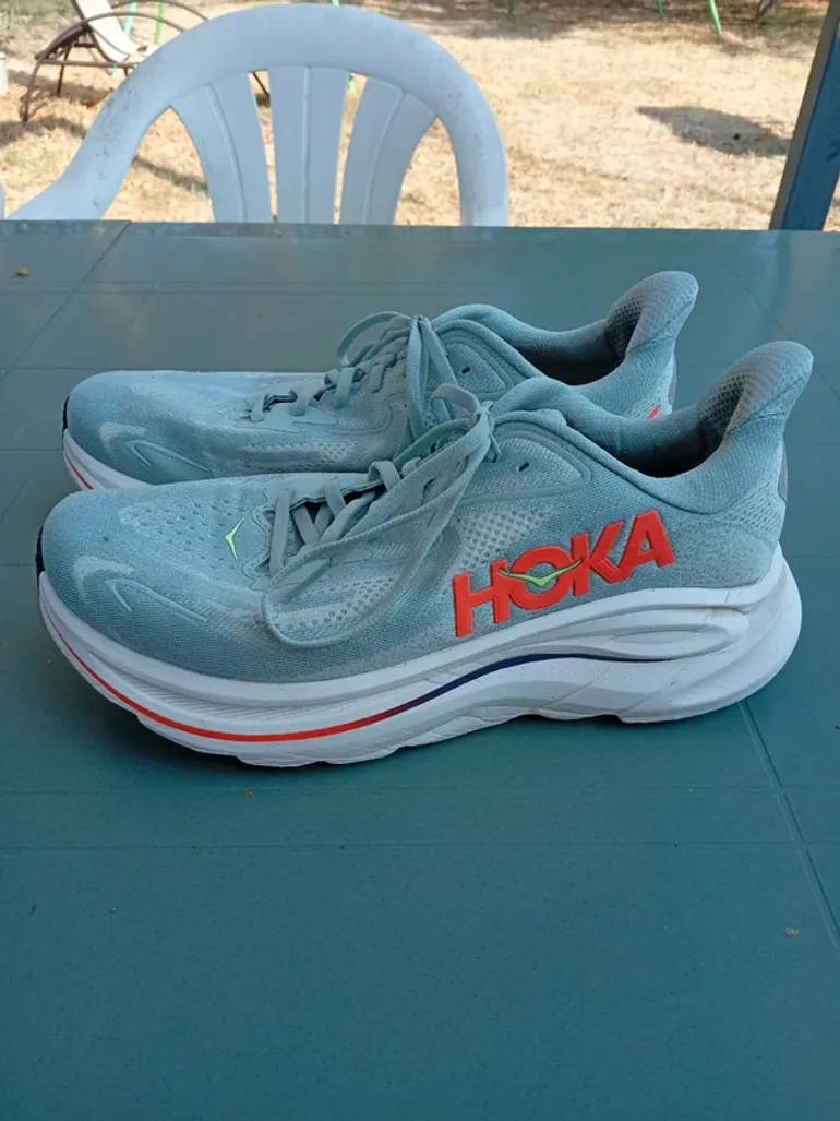 Used Hoka Clifton 10 bike — image 2 of 10