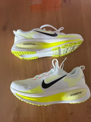 Tweedehands Nike Vomero 18 Running Shoes