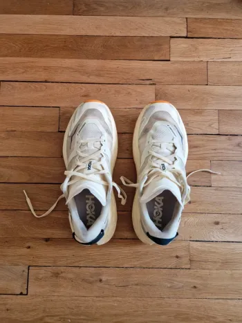 Tweedehands Hoka Speedgoat 7 bike — afbeelding 1 van 3