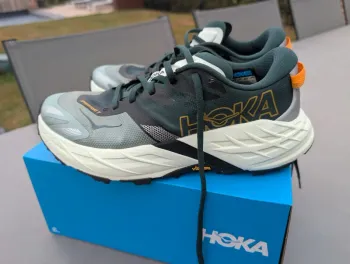 Used Hoka Speedgoat 7 bike — image 3 of 9
