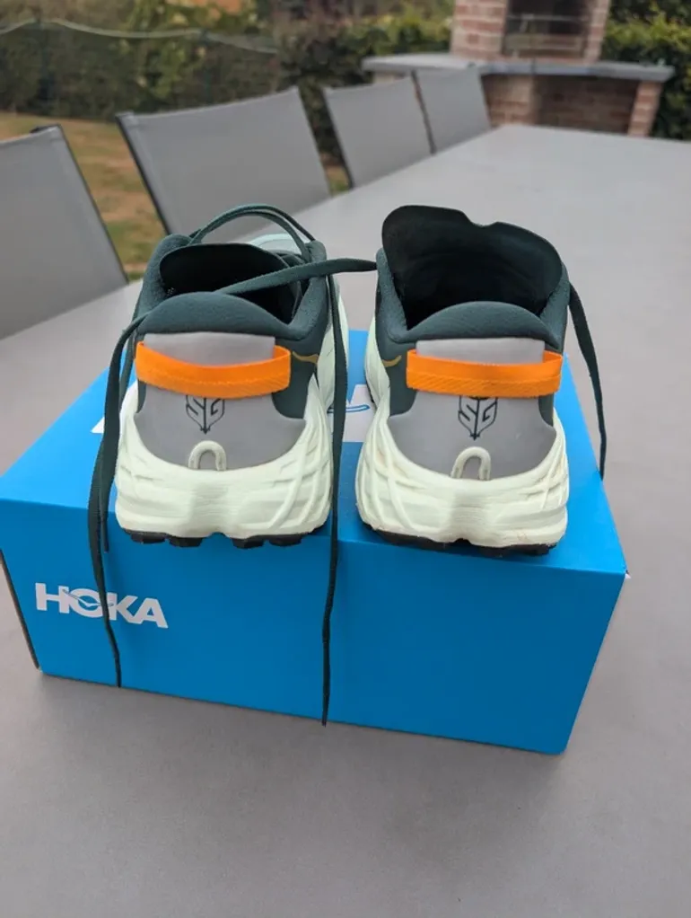 Used Hoka Speedgoat 7 bike — image 6 of 9