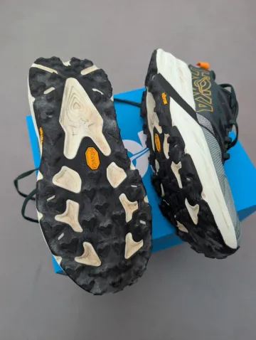 Used Hoka Speedgoat 7 bike — image 2 of 9