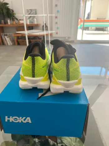 Used Hoka Mach X 3 bike — image 5 of 7