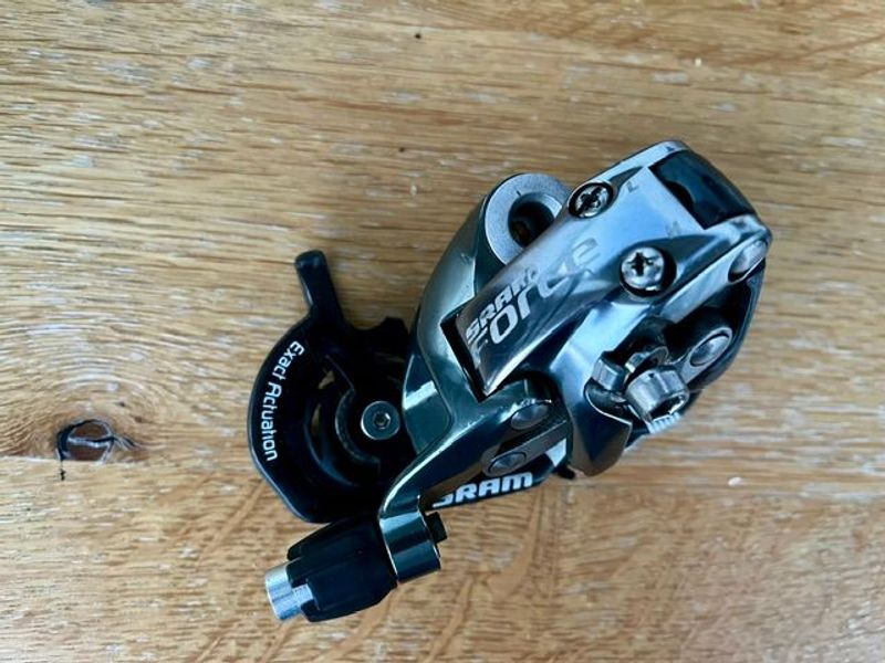 Käytetty Sram Force Rear Derailleur Drivetrain & Pedals