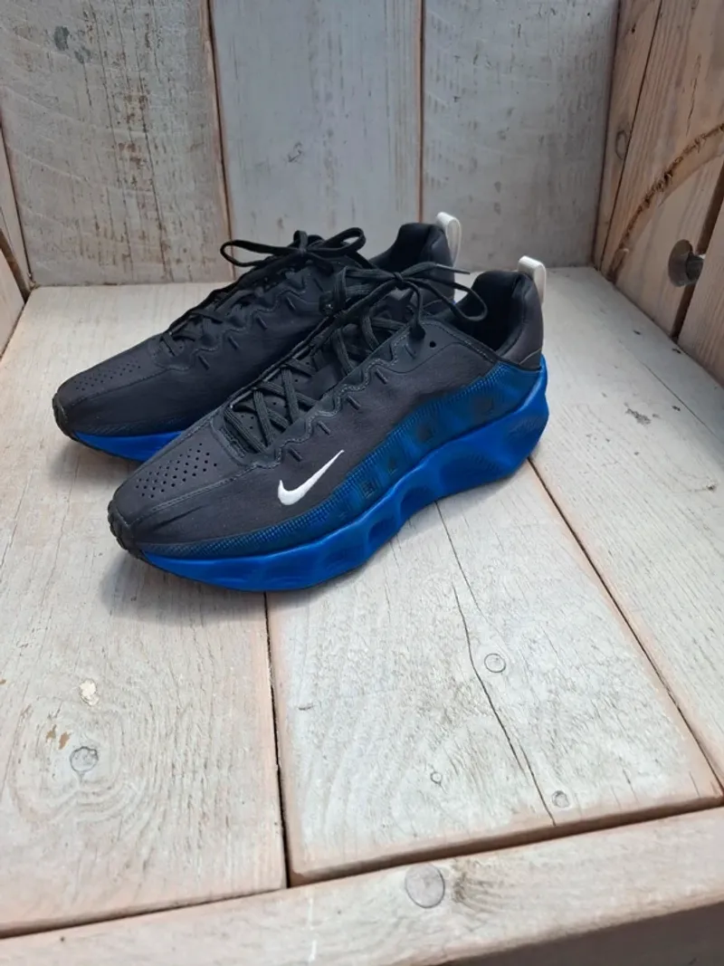 Použité Nike Ava Rover Running Shoes