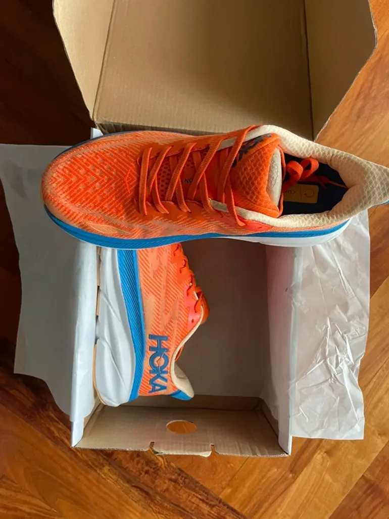 Hoka Clifton 9 bike usato — immagine 3 di 7