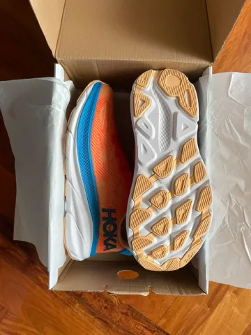 Hoka Clifton 9 bike usato — immagine 2 di 7
