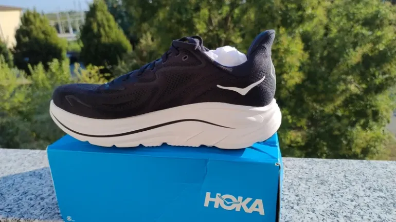 Used Hoka Clifton 10 bike — image 3 of 5