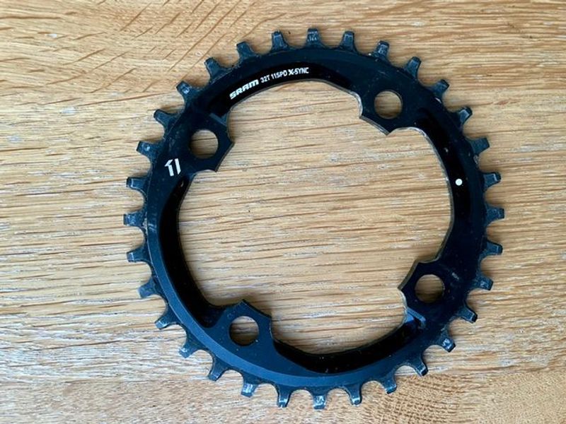 Used Sram X-SYNC 32T 94 BCD Chainring Drivetrain & Pedals