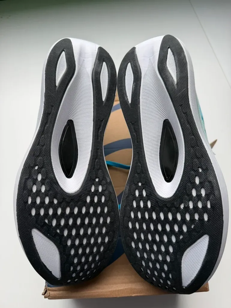 Used Asics Magic Speed 4 bike — image 10 of 10