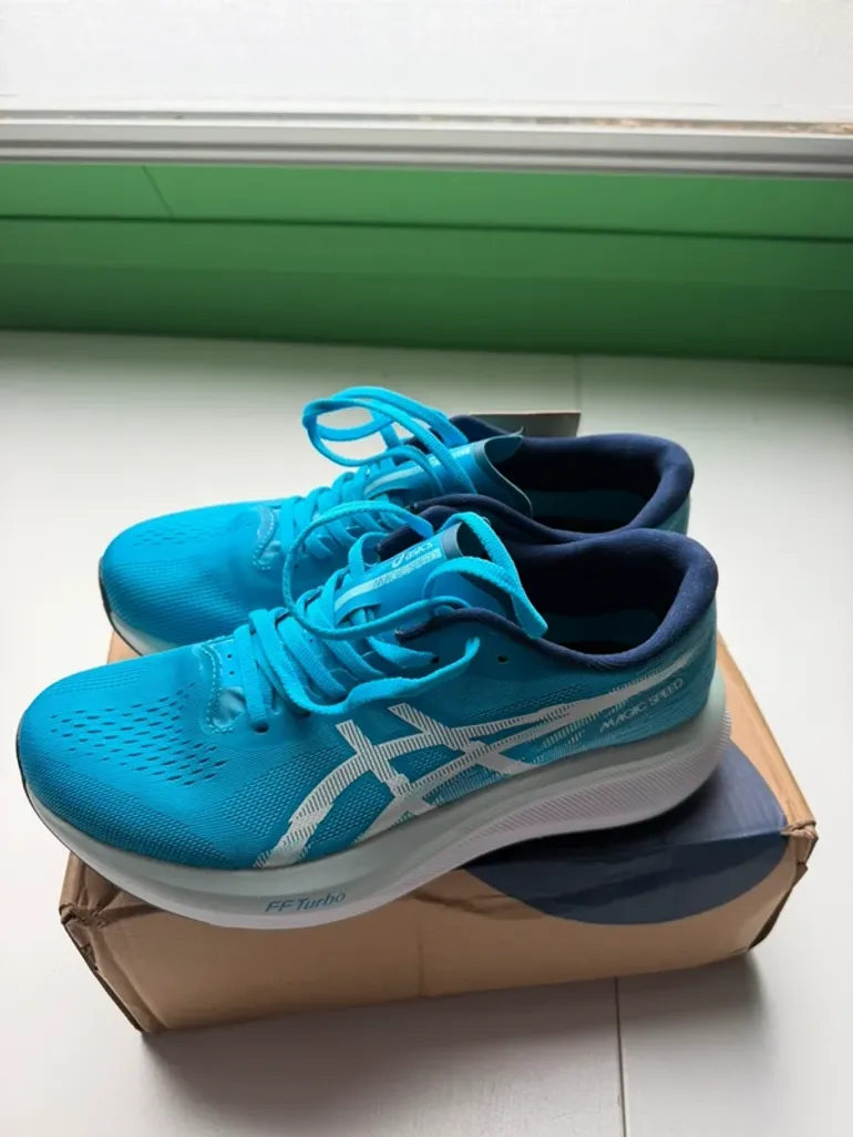 Used Asics Magic Speed 4 bike — image 5 of 10