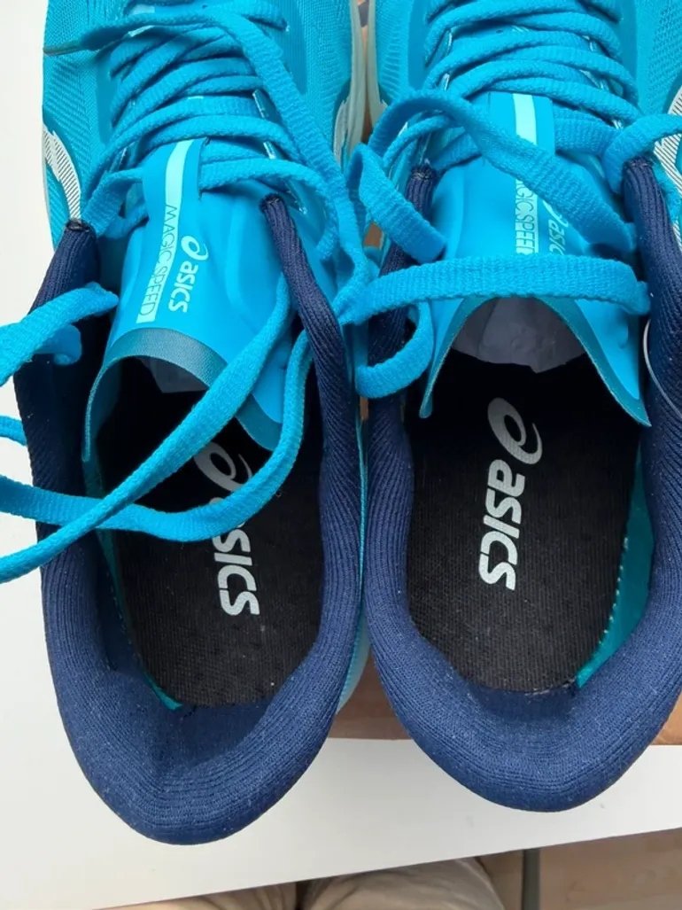 Used Asics Magic Speed 4 bike — image 9 of 10