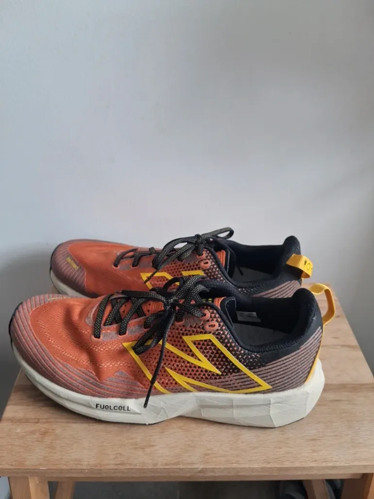 New Balance FuelCell Venym bike usato — immagine 5 di 5