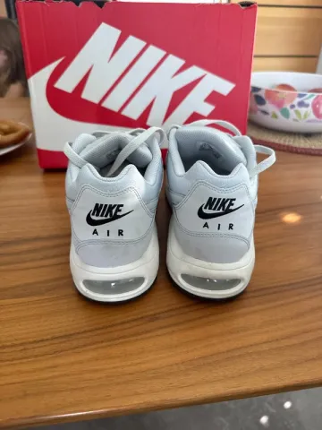 Tweedehands Nike Air Max Command bike — afbeelding 3 van 6