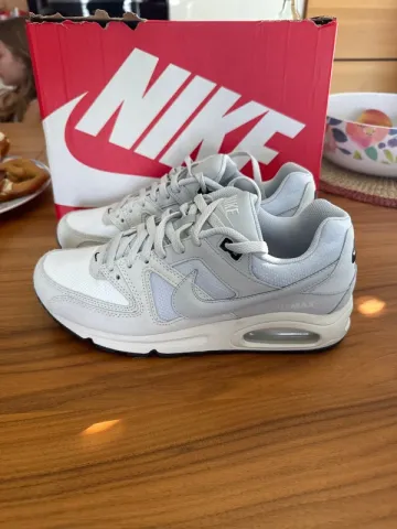 Tweedehands Nike Air Max Command bike — afbeelding 1 van 6