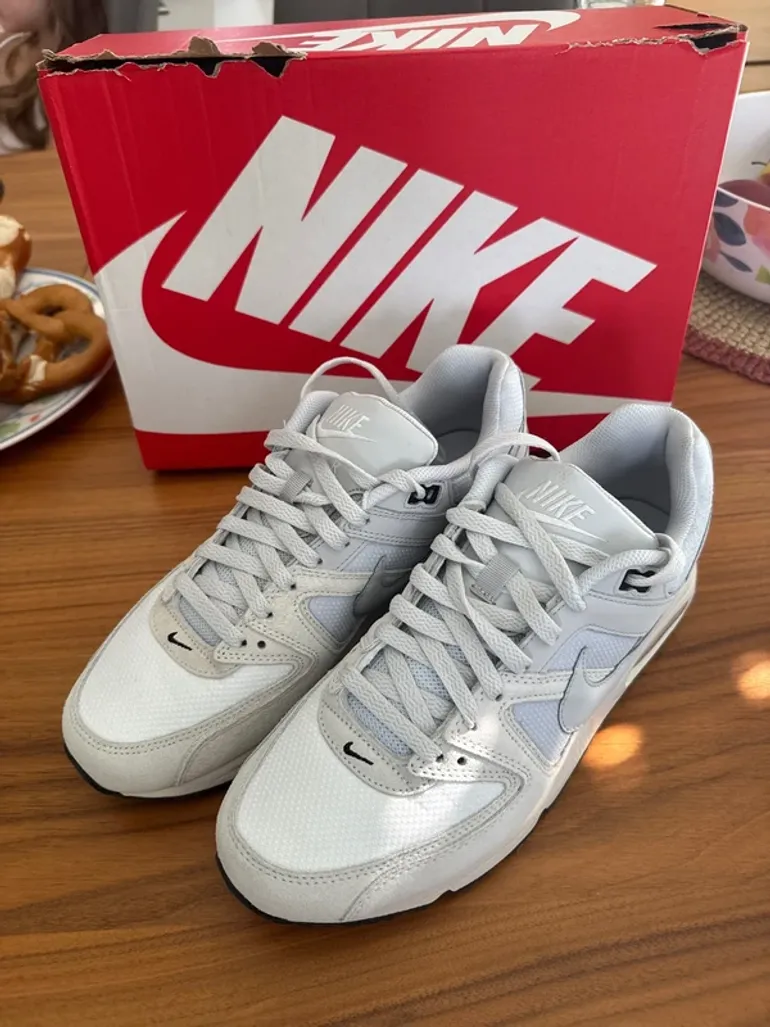 Tweedehands Nike Air Max Command bike — afbeelding 2 van 6